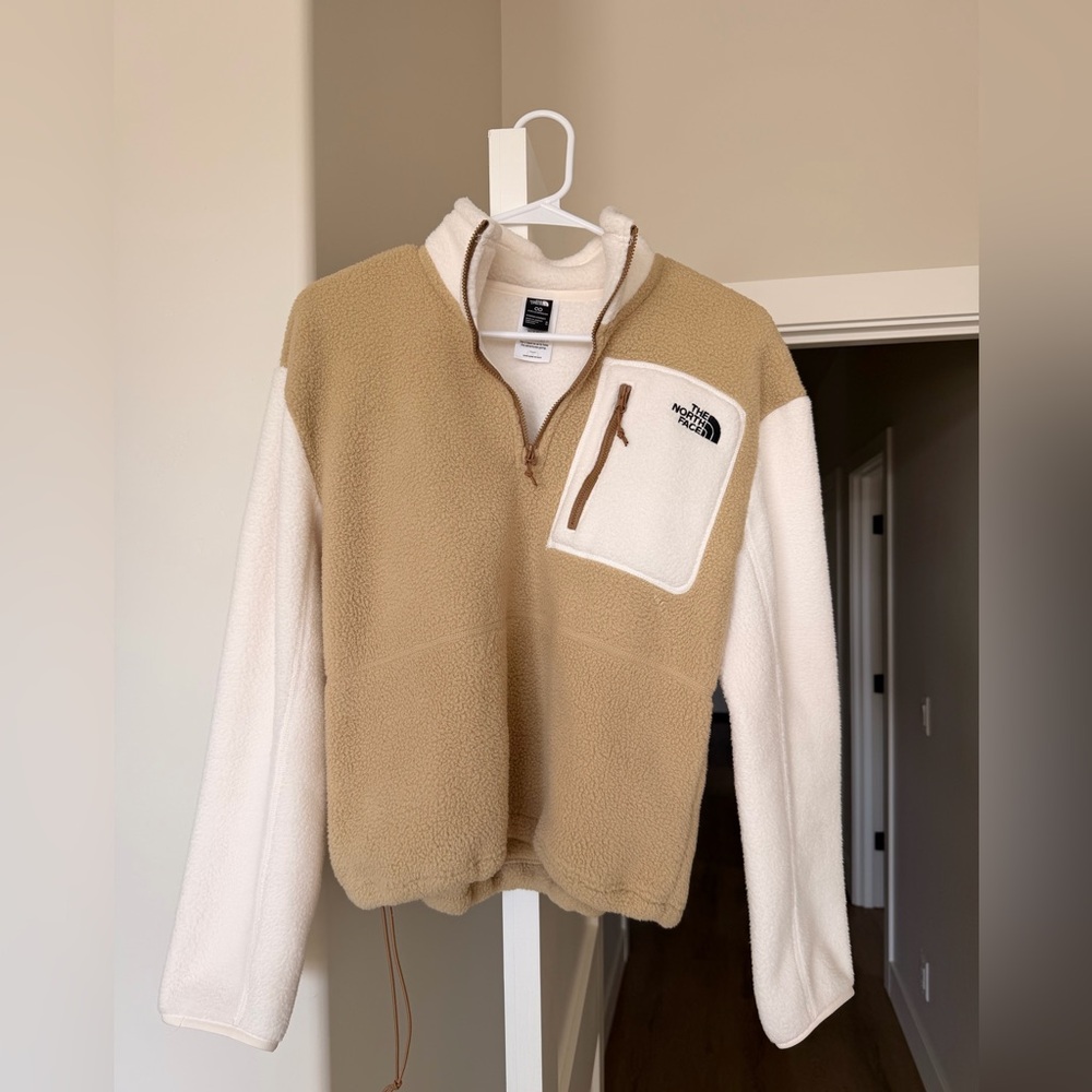 The North Face Two-Tone Sherpa Pullover - Cream & Brown
